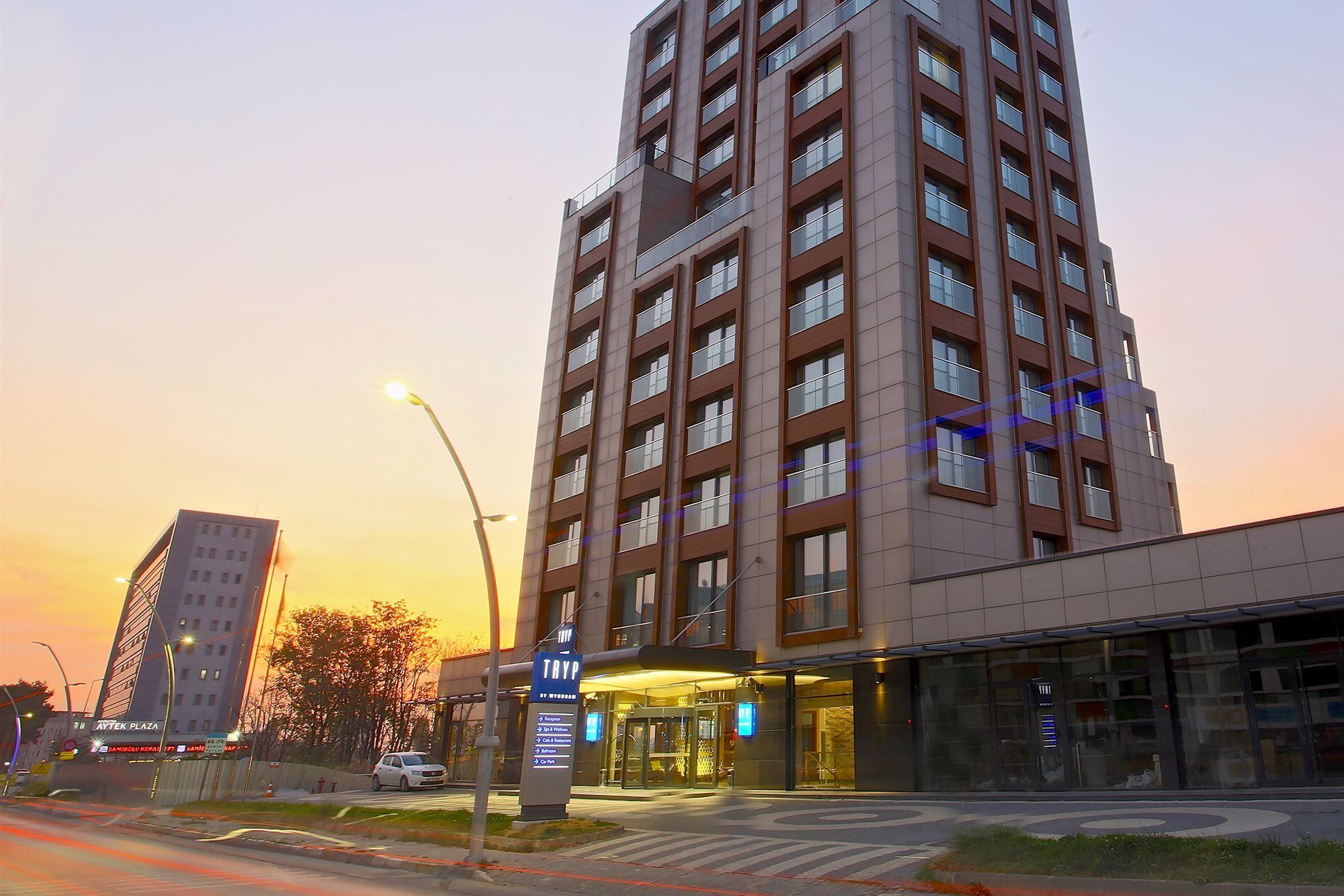 Tryp By Wyndham Istanbul Topkapi Екстер'єр фото